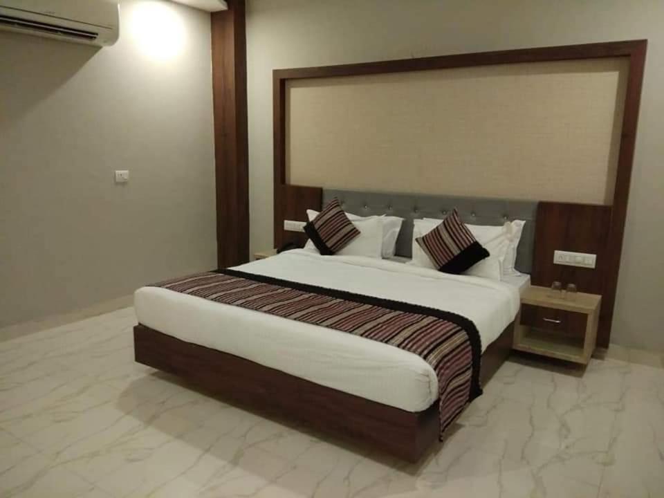 Hotel Hill Vista Udaipur Ngoại thất bức ảnh