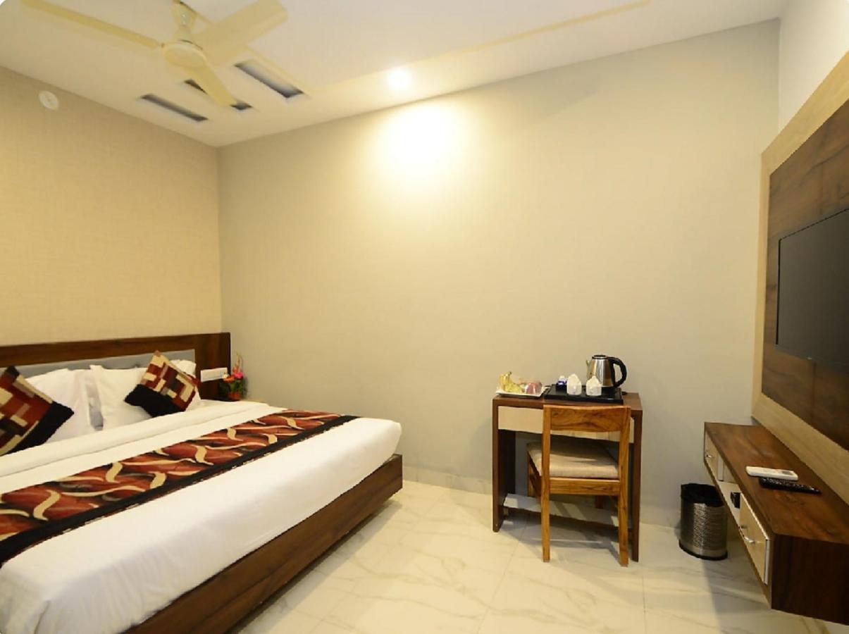 Hotel Hill Vista Udaipur Ngoại thất bức ảnh