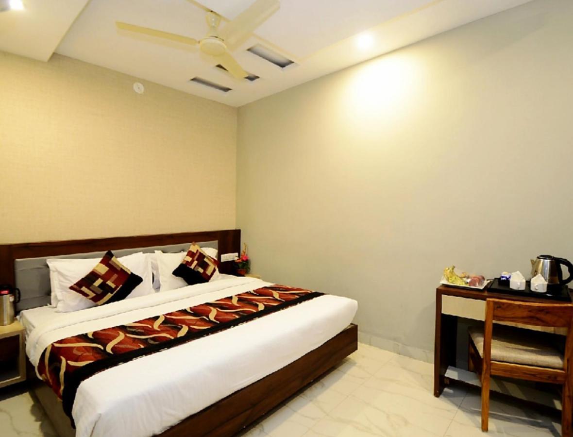 Hotel Hill Vista Udaipur Ngoại thất bức ảnh